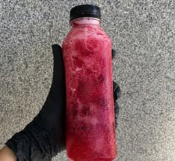 Caipirinha de Frutas Vermelhas
